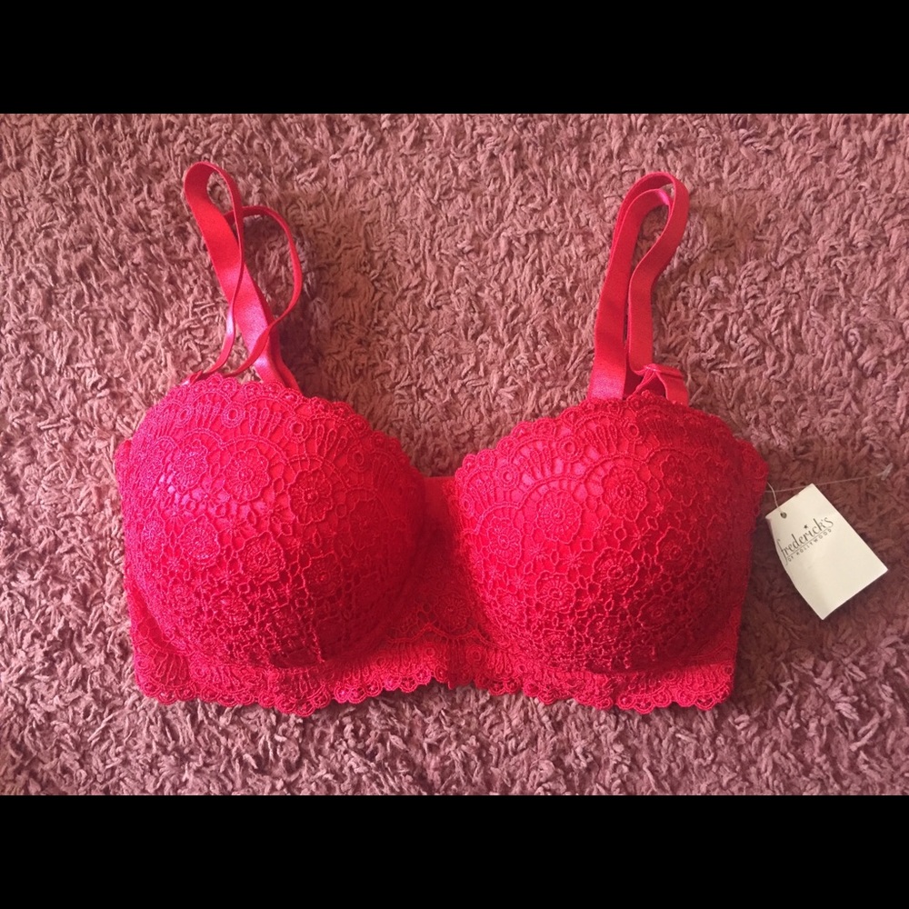 Frederick’s of Hollywood luxurious red lace bra